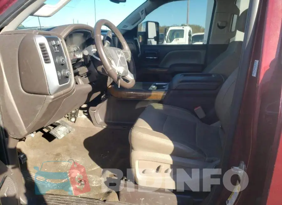 1GT12TEG5GF161067 Photo# 7