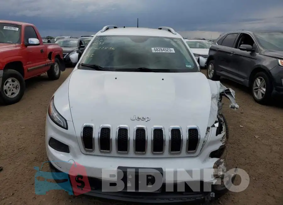1C4PJLCB8HW617536 Photo# 5