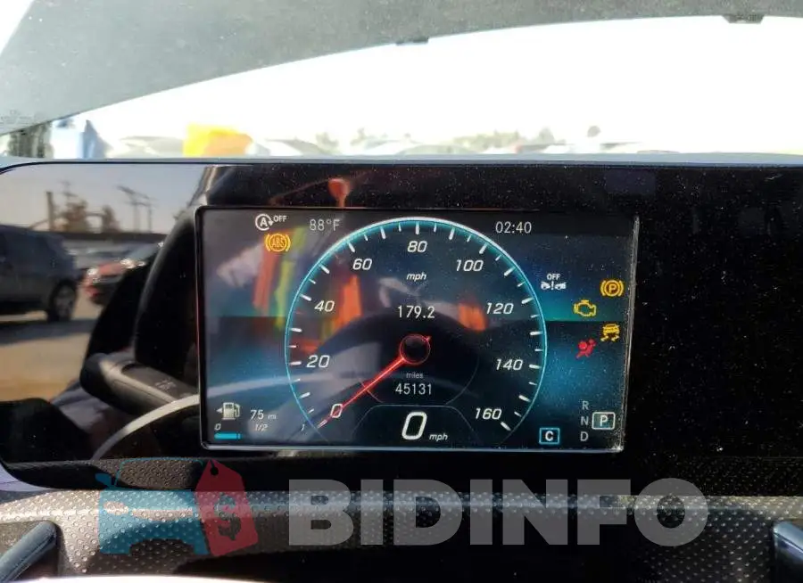 WDD3G4EB5KW026223 Photo# 9