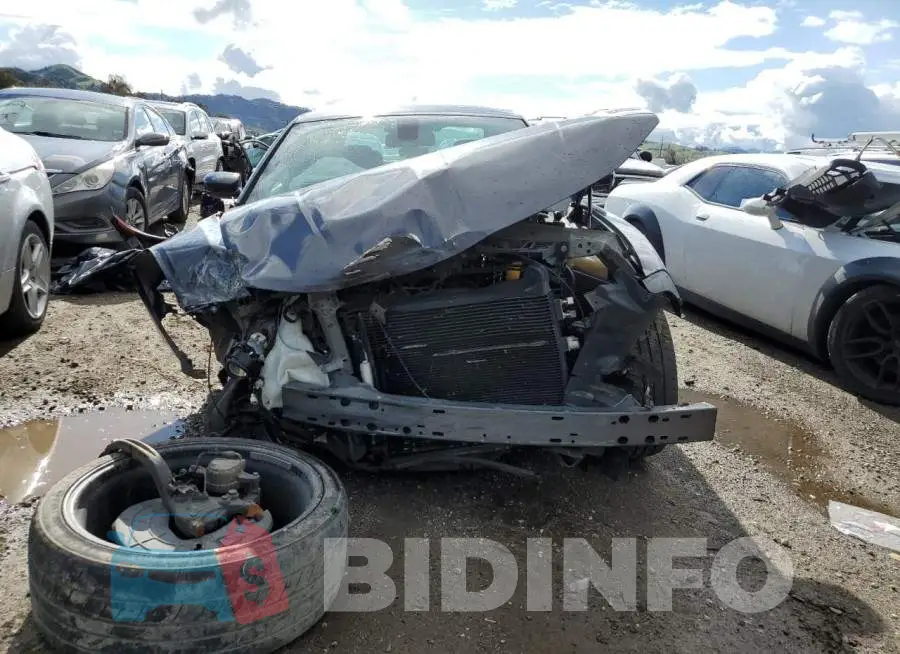 2C3CDXHG7FH827403 Photo# 5
