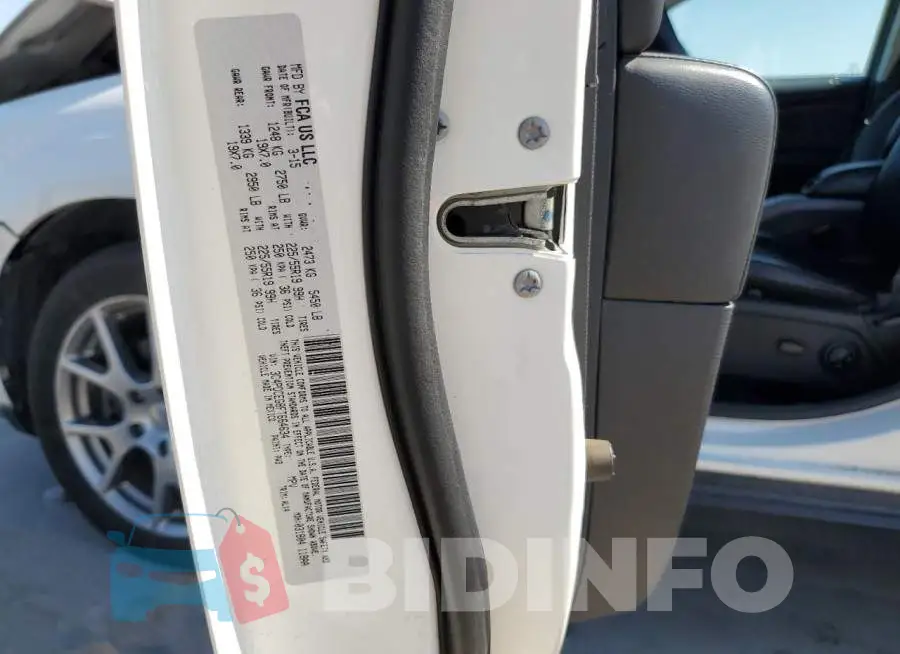 3C4PDCEG8FT664634 Photo# 13