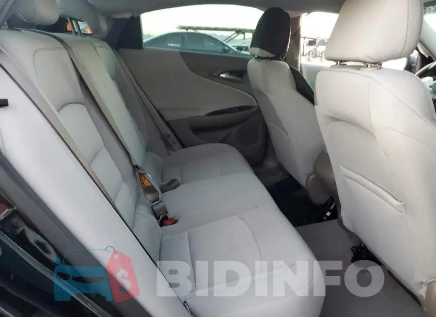 1G1ZB5ST3NF215312 Photo# 10