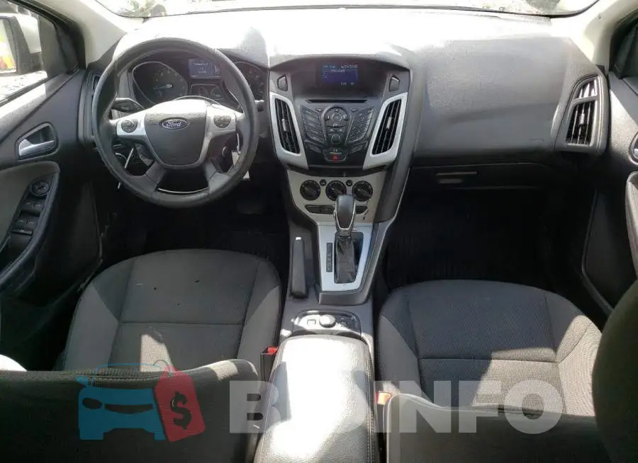 1FADP3F20EL228308 Photo# 8