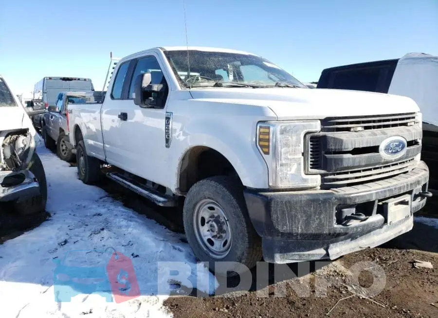 1FT7X2B63KEC24974 Photo# 4