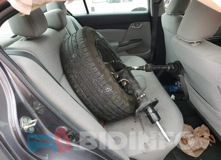 19XFB2E50FE060235 Photo# 10