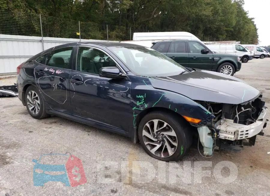 19XFC2F71HE017815 Photo# 4