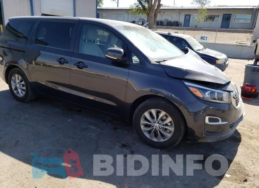 KNDMB5C11L6582477 Photo# 4