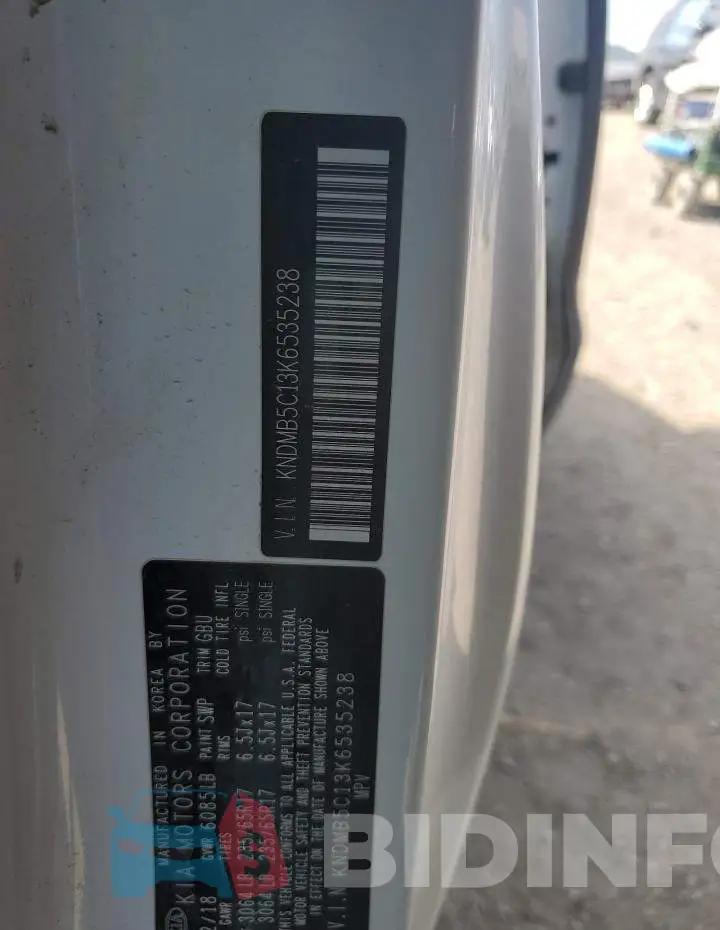 KNDMB5C13K6535238 Photo# 13