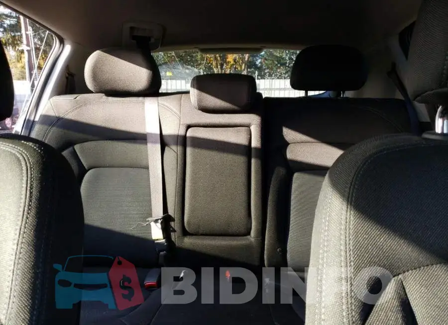 KNDPB3ACXG7831736 Photo# 10