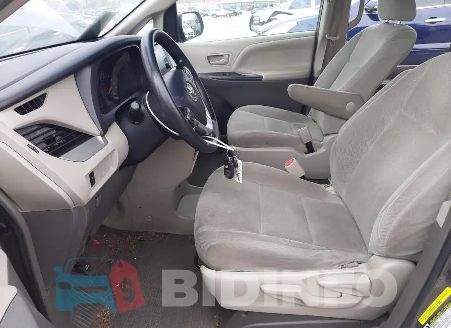 5TDZK3DC5GS764747 Photo# 7