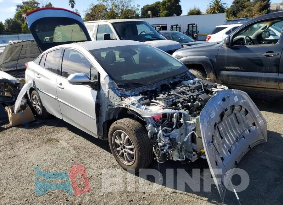 JTDKARFP4L3127593 Photo# 4