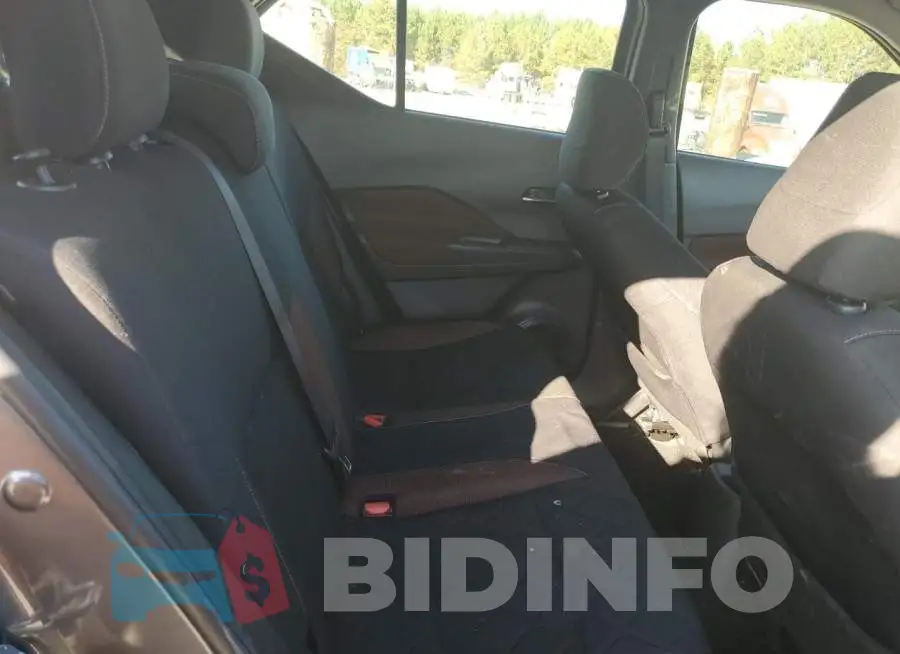 3N1CP5CU9KL481248 Photo# 10