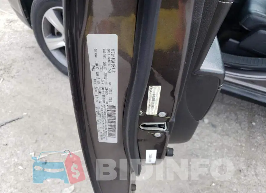 1C4NJDEB3GD795827 Photo# 12