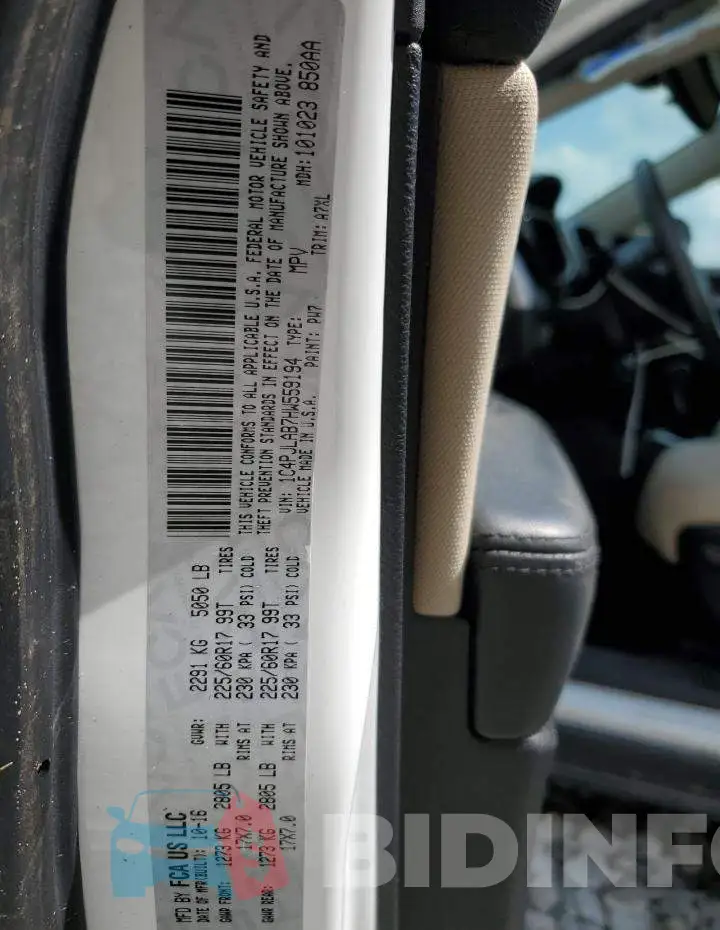 1C4PJLAB7HW559194 Photo# 13