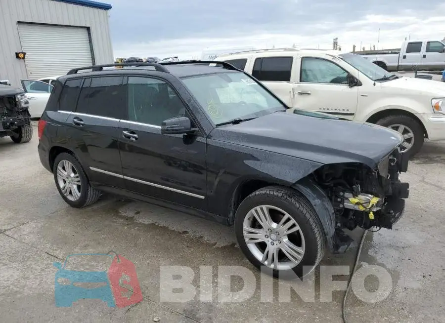 WDCGG5HB2FG378523 Photo# 4