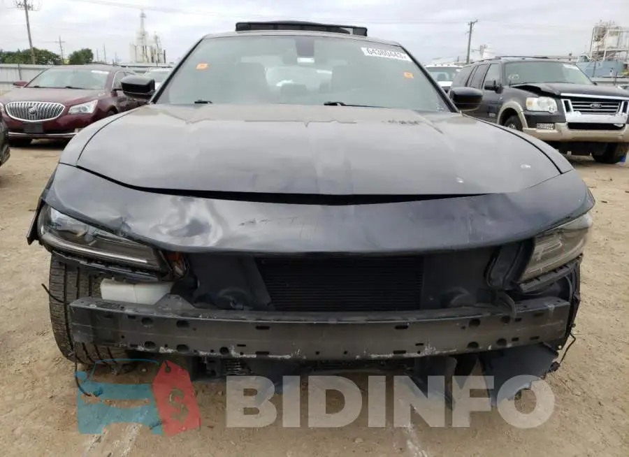 2C3CDXCT4FH730289 Photo# 5