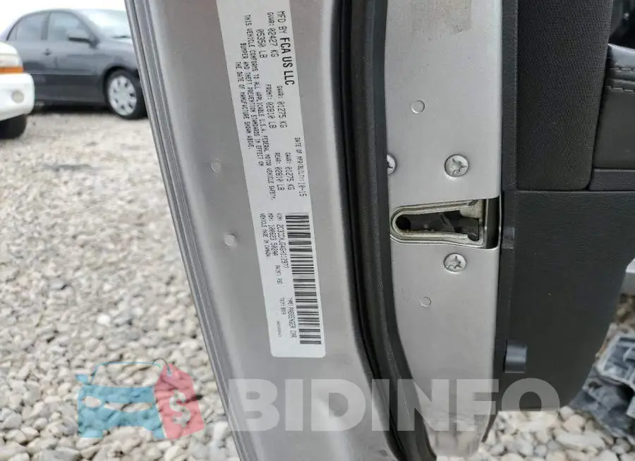 2C3CDXJG4GH112977 Photo# 13