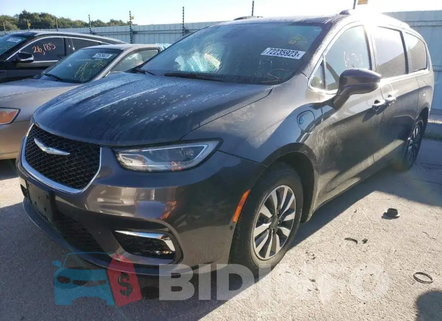 2C4RC1L75MR580614 Photo# 1