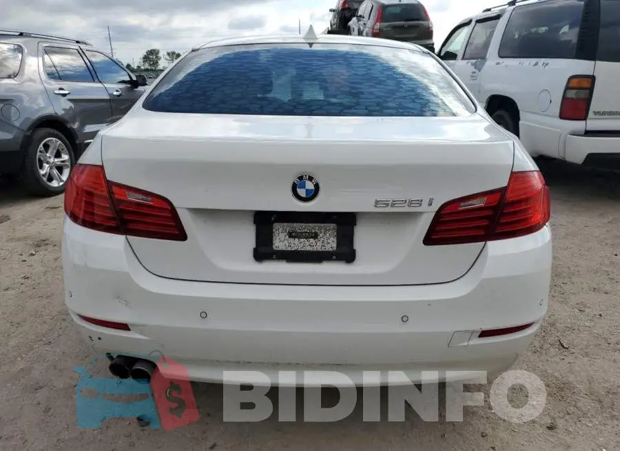 WBA5A5C5XGG351004 Photo# 6