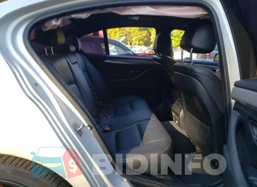 WBA5A7C56GG643034 Photo# 10