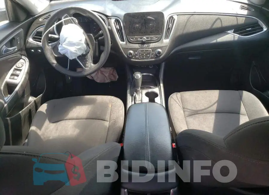 1G1ZD5ST9LF107882 Photo# 8
