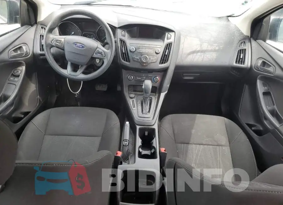 1FADP3E2XJL240302 Photo# 8