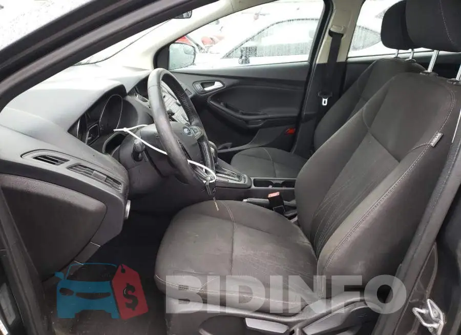 1FADP3F2XHL209480 Photo# 7