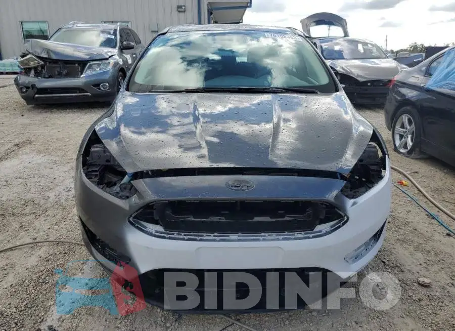 1FADP3KE2GL239555 Photo# 5