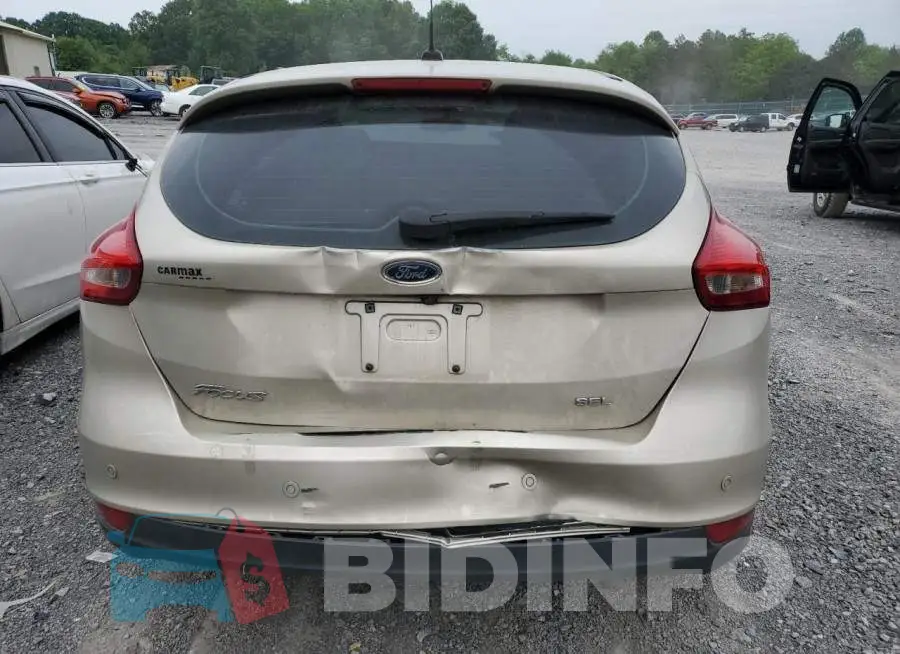 1FADP3M29JL214890 Photo# 6