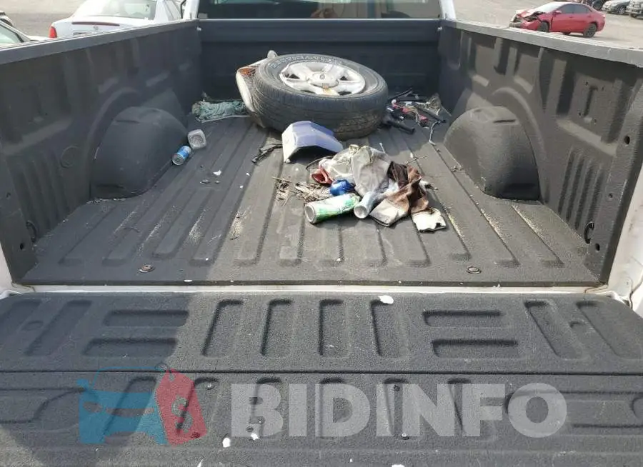 1FTMF1CBXKKC41915 Photo# 10