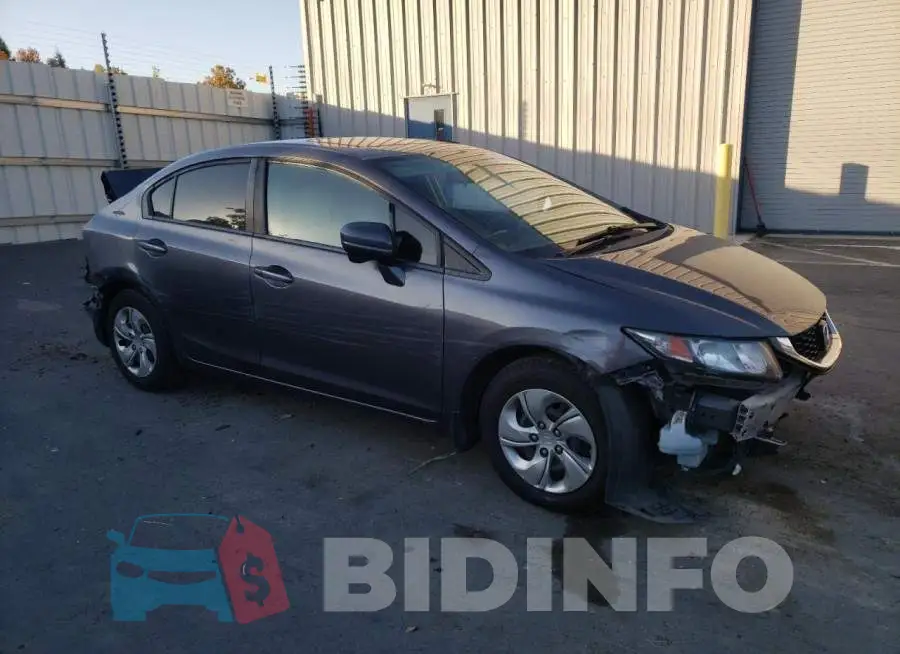 19XFB2F82FE208202 Photo# 4