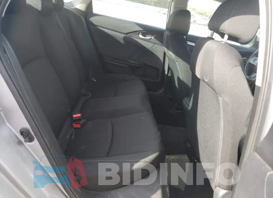 19XFC2F50GE064802 Photo# 10