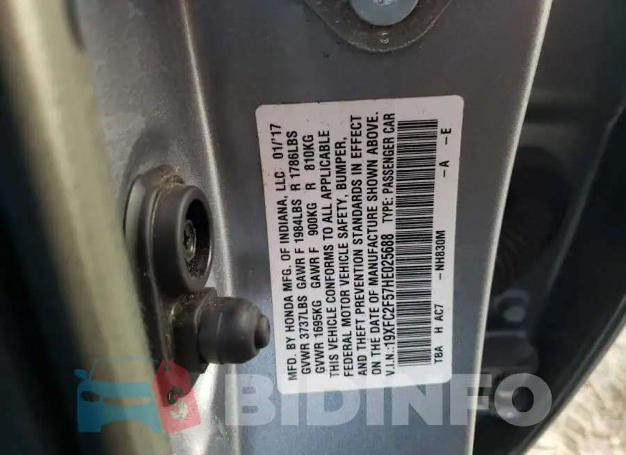 19XFC2F57HE025688 Photo# 12
