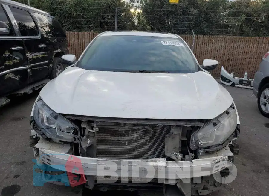 19XFC2F87HE216280 Photo# 5