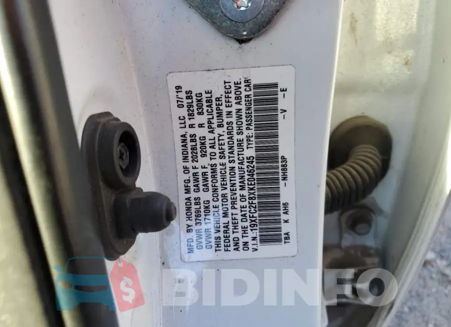 19XFC2F8XKE046245 Photo# 12