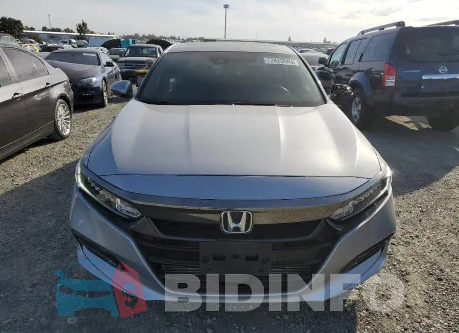 1HGCV2F37JA047843 Photo# 5