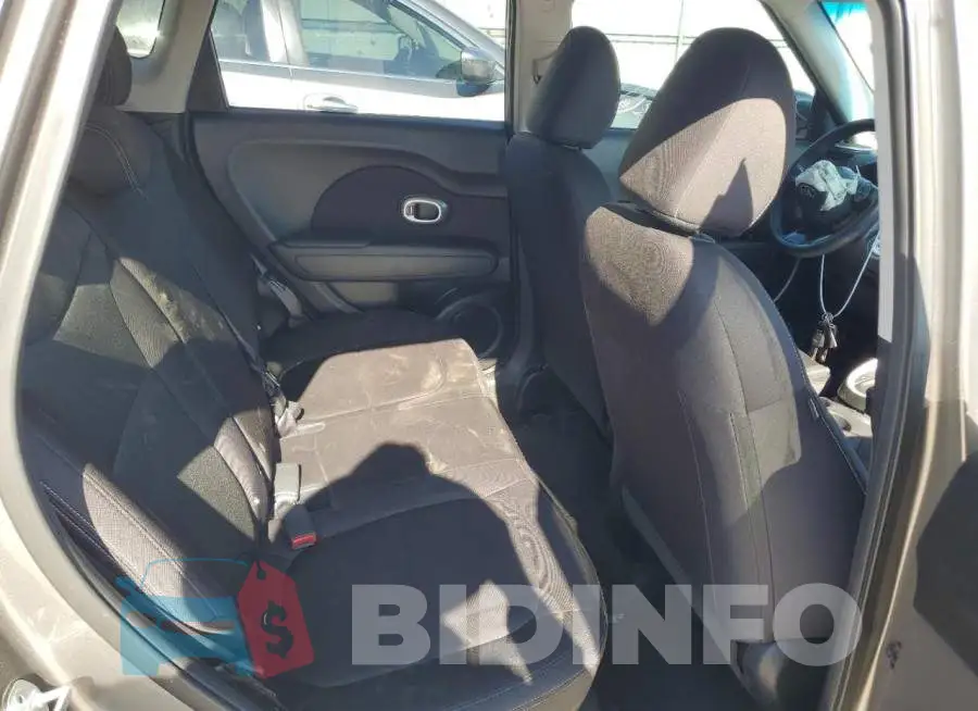KNDJN2A25G7257383 Photo# 10