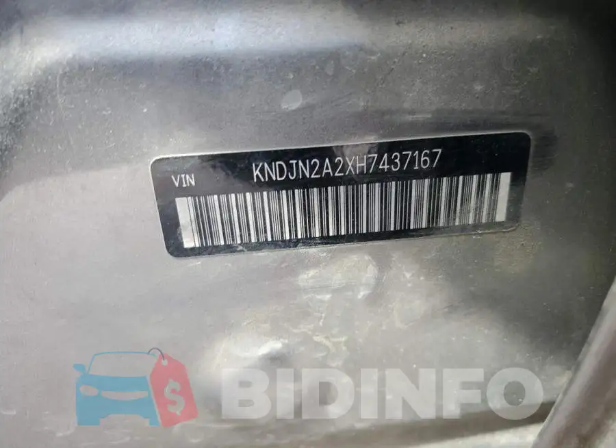 KNDJN2A2XH7437167 Photo# 14