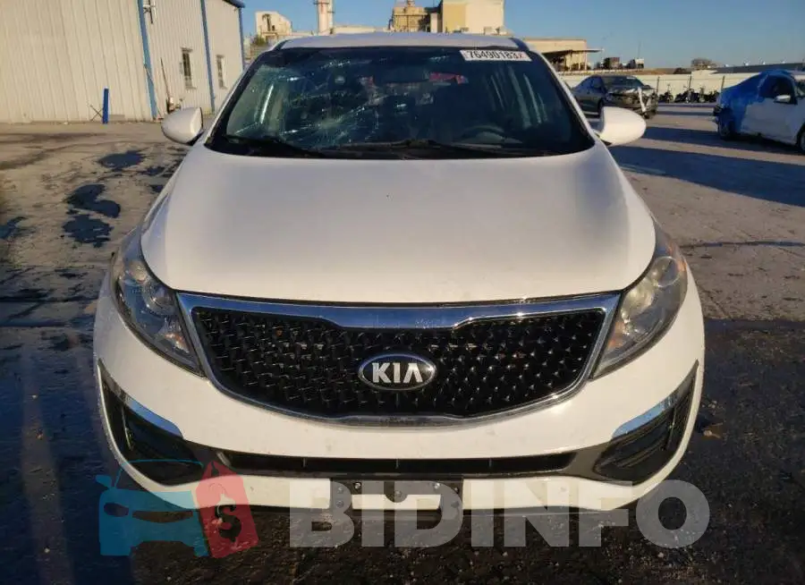 KNDPB3AC1G7853107 Photo# 5