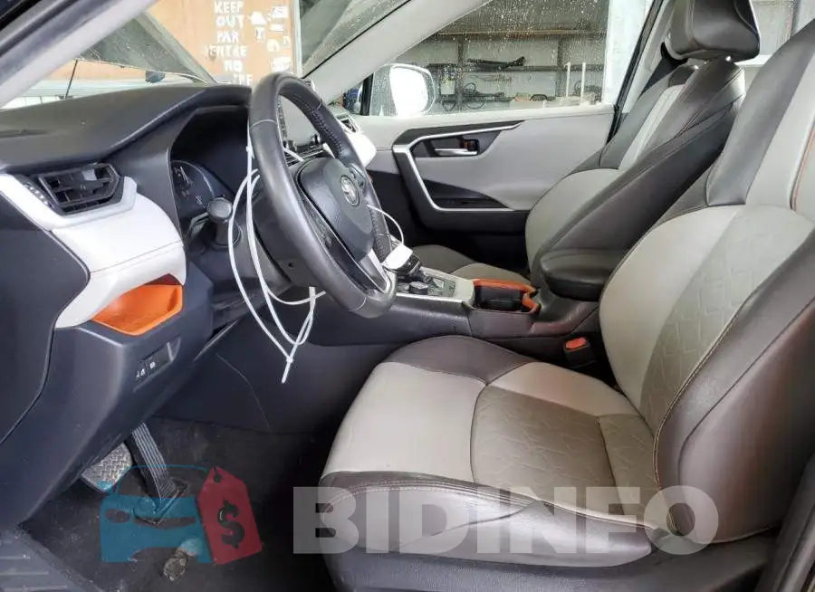 2T3J1RFV4LC095866 Photo# 7