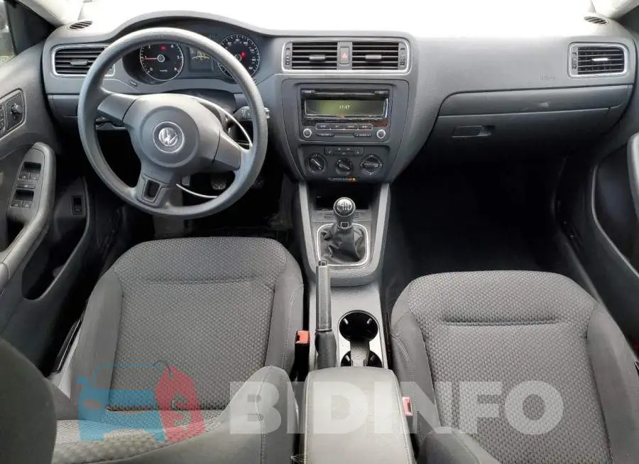 3VW3L7AJ7EM440531 Photo# 8