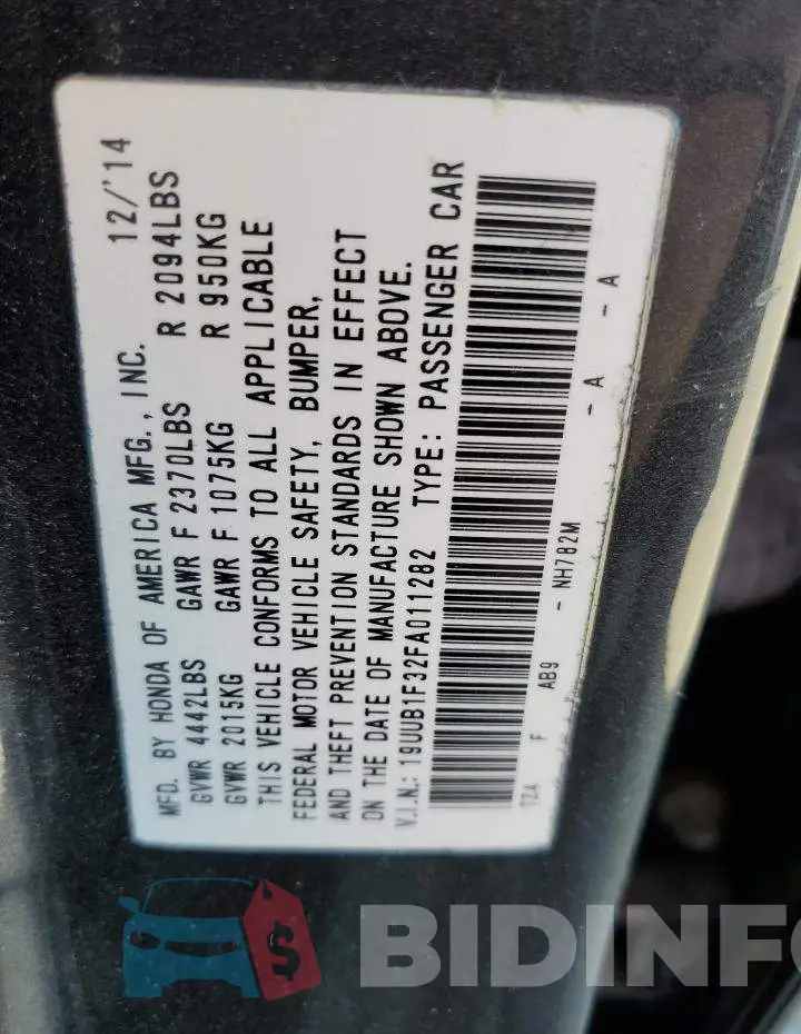 19UUB1F32FA011282 Photo# 13