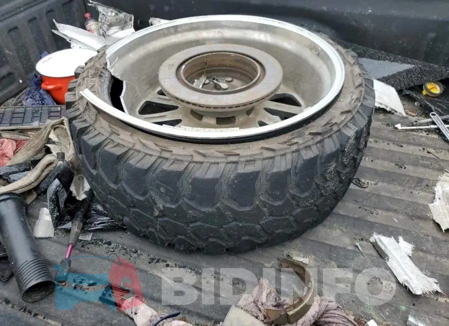 3GTP1VEC6EG525837 Photo# 12