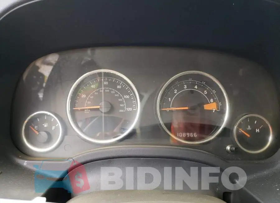 1C4NJDEB7GD793742 Photo# 9
