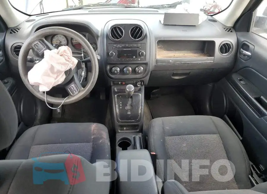 1C4NJPBB9ED853152 Photo# 8