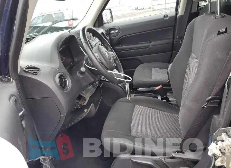 1C4NJRFB3ED540832 Photo# 7