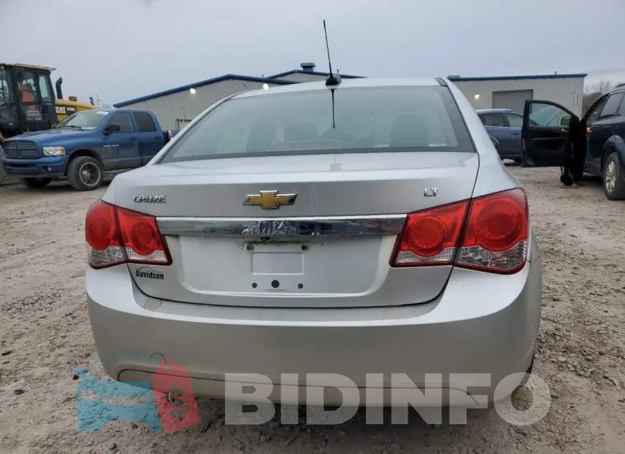 1G1PC5SB4F7258564 Photo# 6