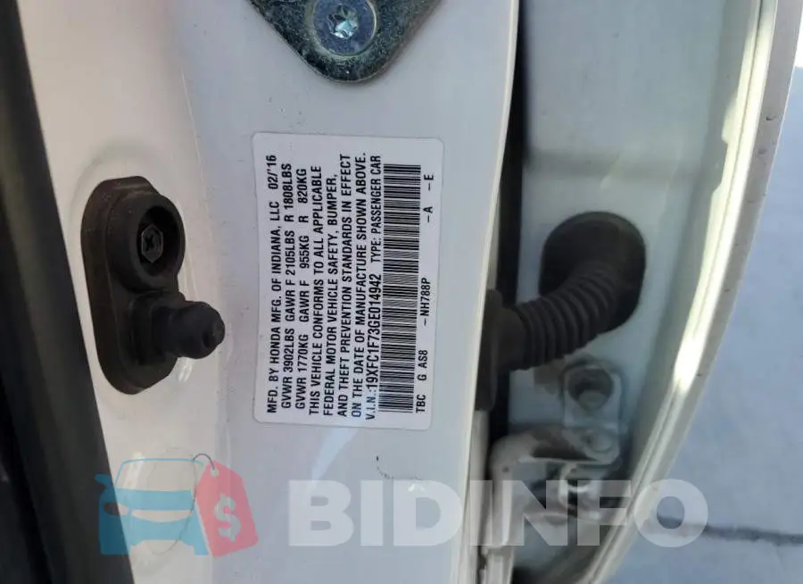 19XFC1F73GE014942 Photo# 12