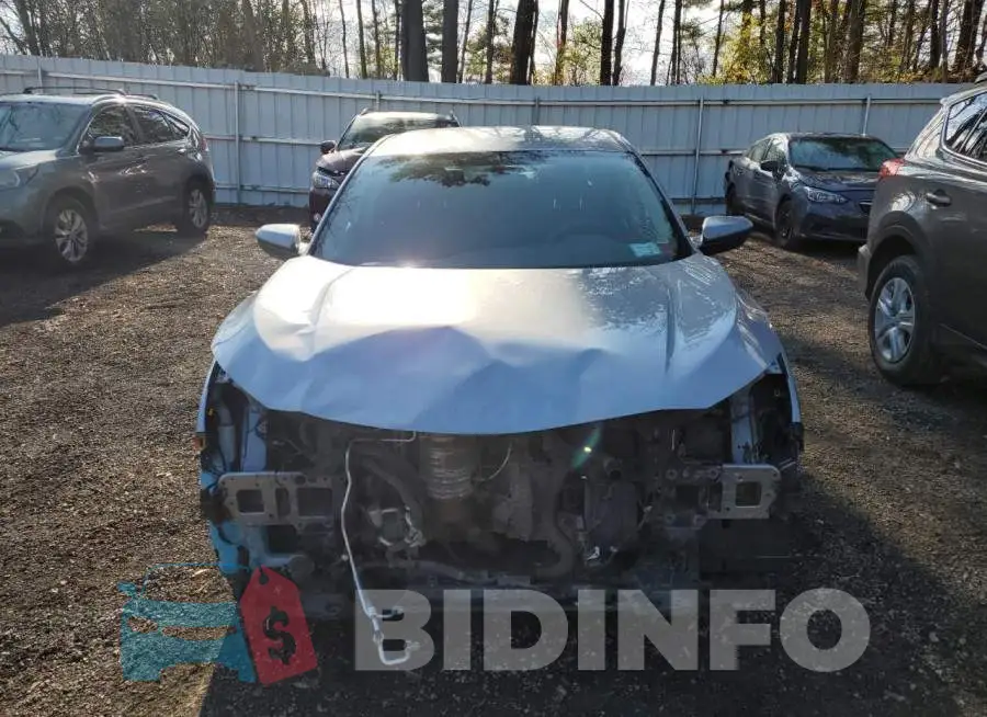 19XFC2F50HE209676 Photo# 5