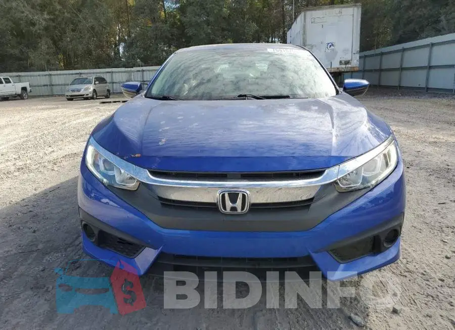 19XFC2F65HE062022 Photo# 5